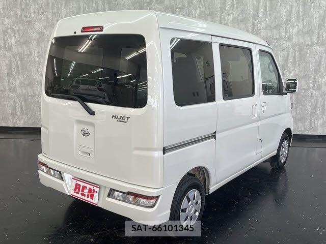 Daihatsu HIJET CARGO 2020-09 6612208-2