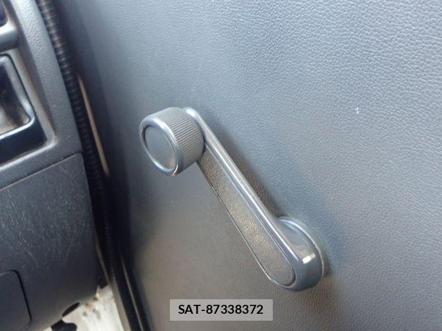 Daihatsu HIJET CARGO 2016-01 6641668-15
