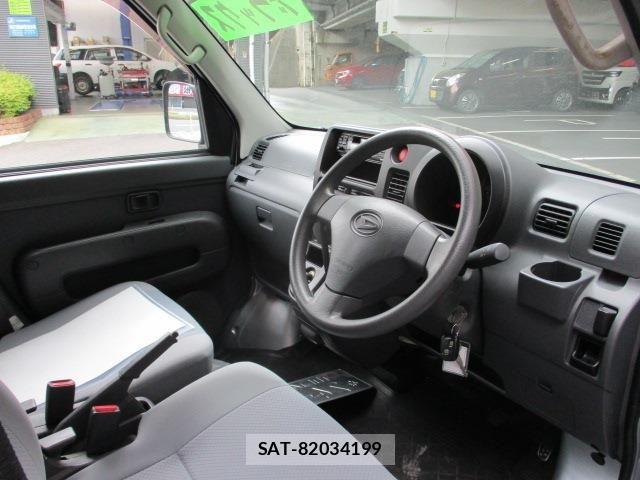 Daihatsu HIJET CARGO 2014-02 6671780-1