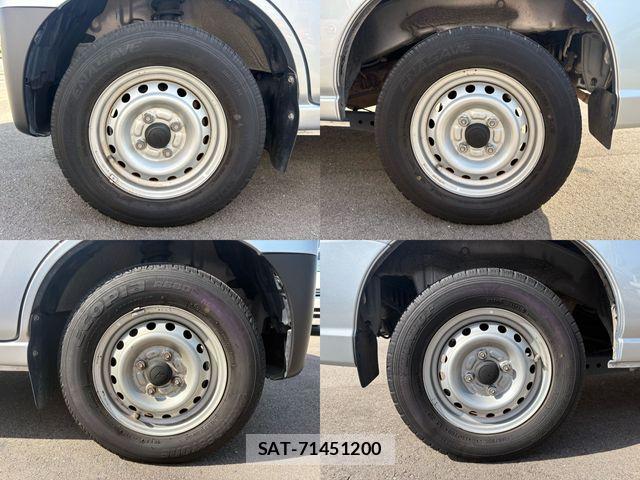 Daihatsu HIJET CARGO 2017-11 6676242-9