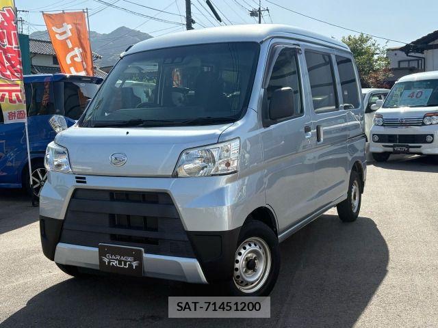 Daihatsu HIJET CARGO 2017-11 6676242-2