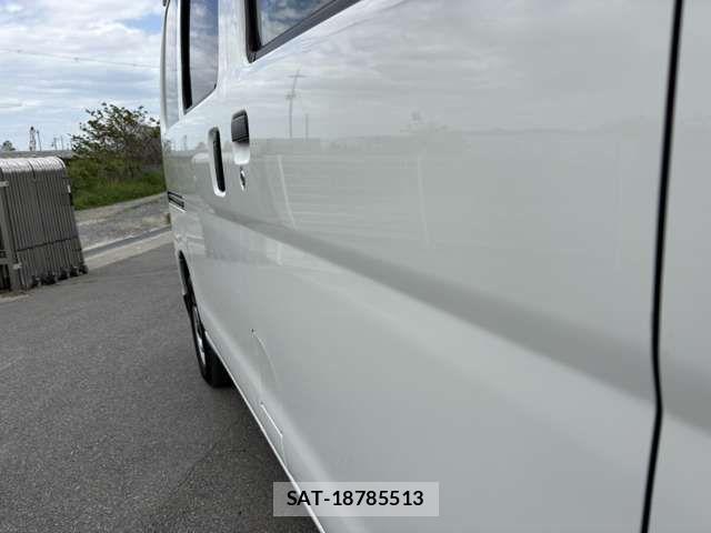 Daihatsu HIJET CARGO 2021-03 6676243-9