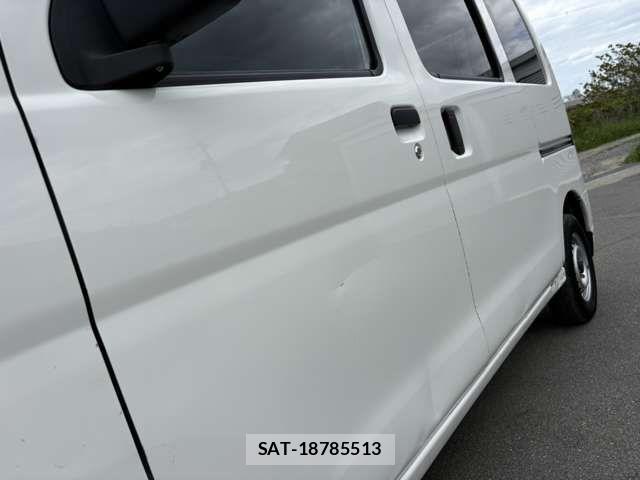 Daihatsu HIJET CARGO 2021-03 6676243-10