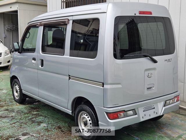 Daihatsu HIJET CARGO 2021-04 6676240-4
