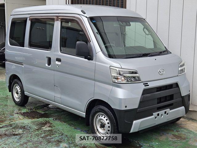 Daihatsu HIJET CARGO 2021-04 6676240-6