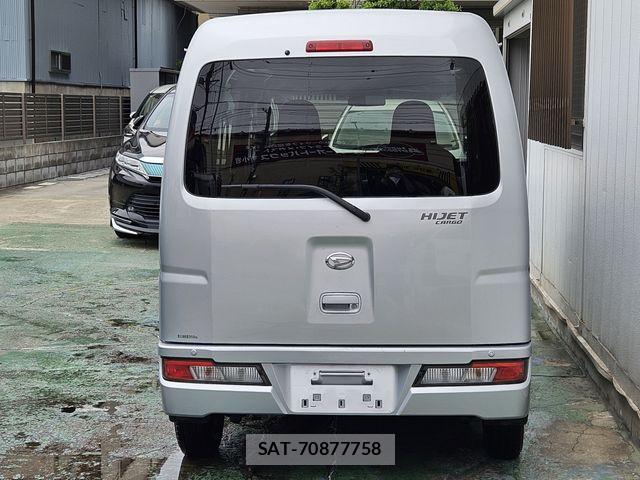 Daihatsu HIJET CARGO 2021-04 6676240-7