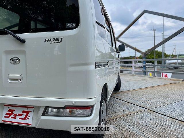 Daihatsu HIJET CARGO 2021-03 6676226-25