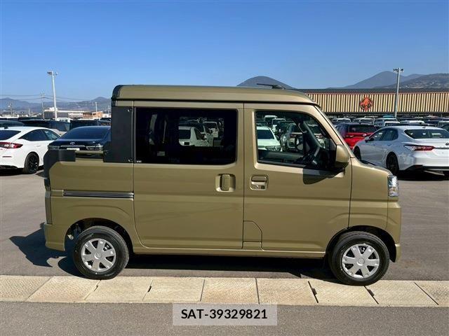 Daihatsu HIJET CARGO 2025-12 6716272-8