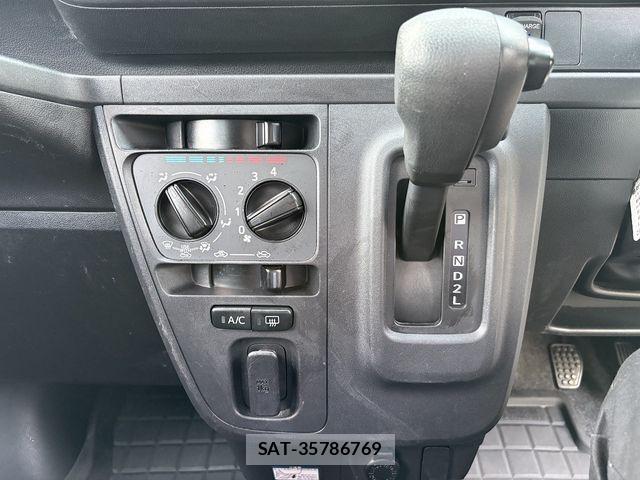 Daihatsu HIJET CARGO 2021-08 6751840-16