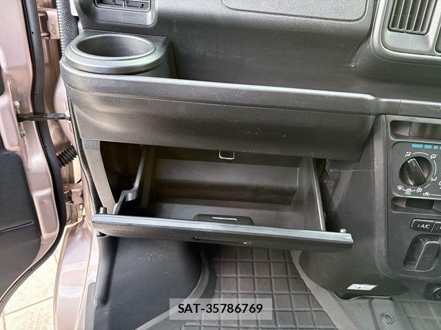 Daihatsu HIJET CARGO 2021-08 6751840-22