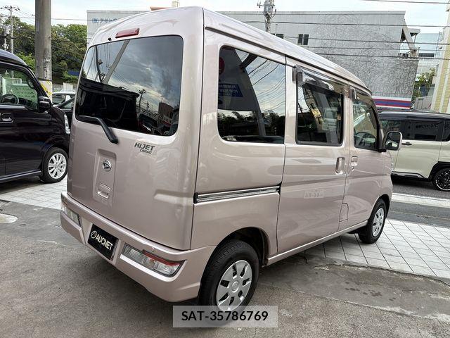 Daihatsu HIJET CARGO 2021-08 6751840-3