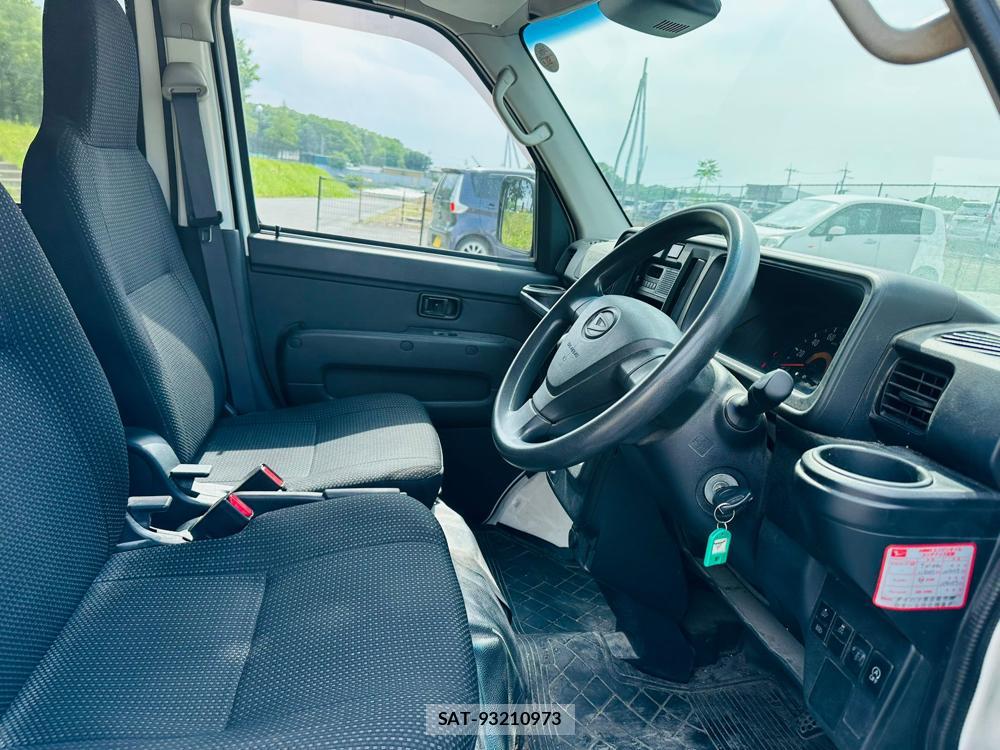 Daihatsu HIJET CARGO 2019 6714467-11