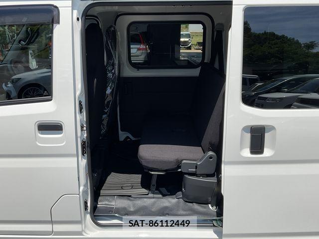 Daihatsu HIJET CARGO 2026-05 6815238-24