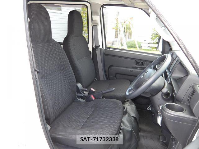 Daihatsu HIJET CARGO 2021-01 6815242-14