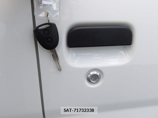 Daihatsu HIJET CARGO 2021-01 6815242-6