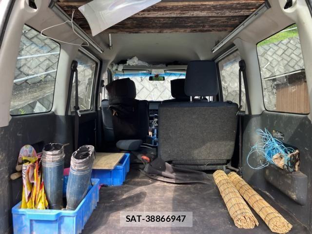 Daihatsu HIJET CARGO 2017-08 6906133-8