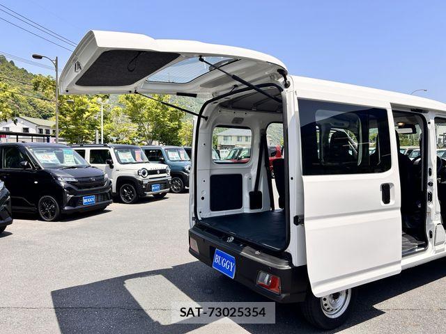 Daihatsu HIJET CARGO 2025-11 6906103-16