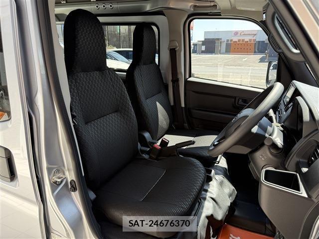 Daihatsu HIJET CARGO 2025-08 6906097-13