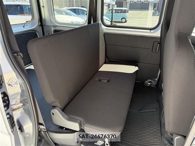 Daihatsu HIJET CARGO 2025-08 6906097-14
