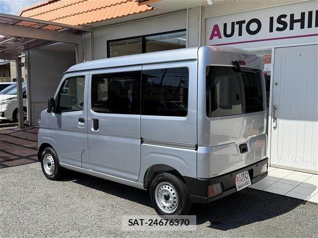 Daihatsu HIJET CARGO 2025-08 6906097-4