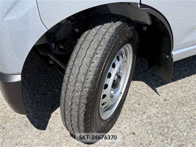 Daihatsu HIJET CARGO 2025-08 6906097-6