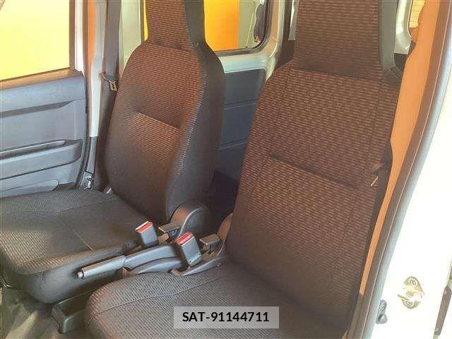 Daihatsu HIJET CARGO 2025-02 6906102-13