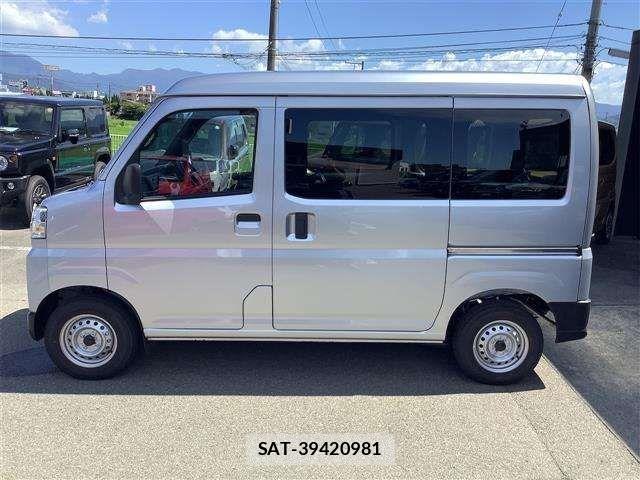 Daihatsu HIJET CARGO 2025-01 6906101-9