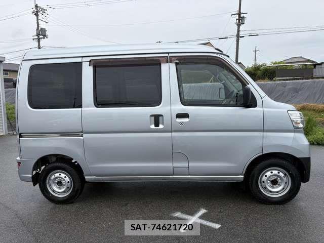 Daihatsu HIJET CARGO 2020-03 6906108-3