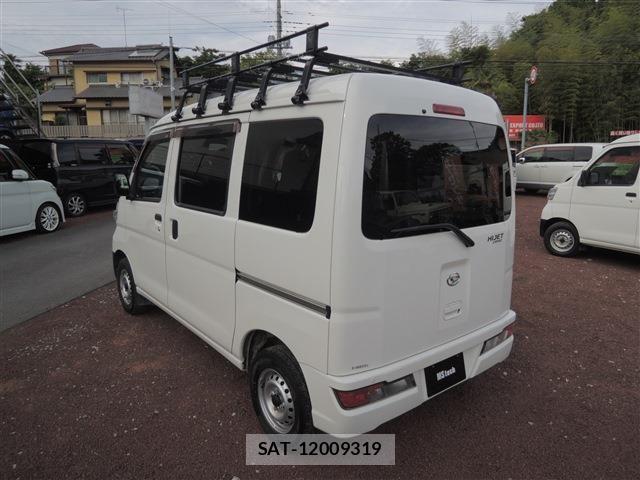 Daihatsu HIJET CARGO 2021-04 6994035-10