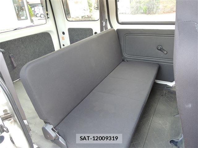 Daihatsu HIJET CARGO 2021-04 6994035-17