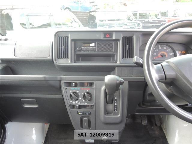 Daihatsu HIJET CARGO 2021-04 6994035-20
