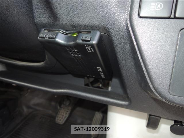 Daihatsu HIJET CARGO 2021-04 6994035-23