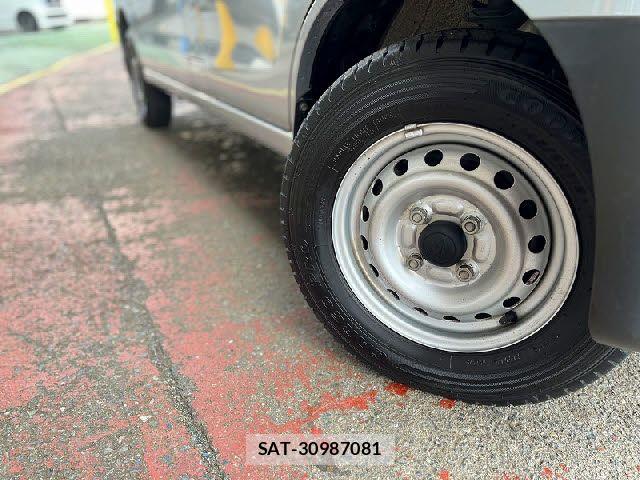 Daihatsu HIJET CARGO 2021-01 7020586-24