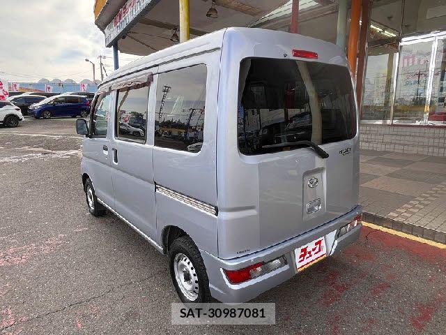 Daihatsu HIJET CARGO 2021-01 7020586-8