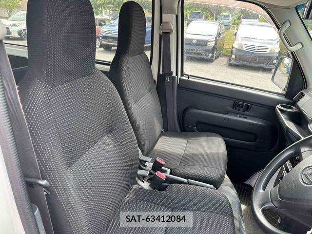 Daihatsu HIJET CARGO 2020-07 7020588-9