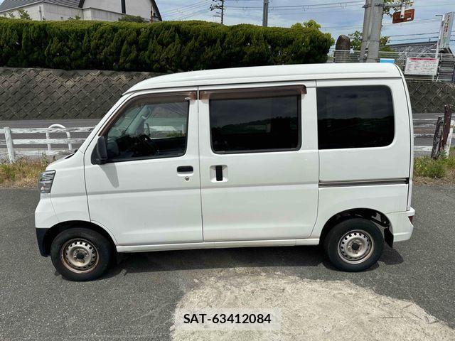 Daihatsu HIJET CARGO 2020-07 7020588-2