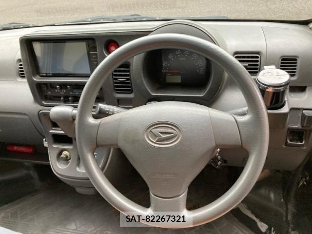 Daihatsu HIJET CARGO 2015-11 7058814-13