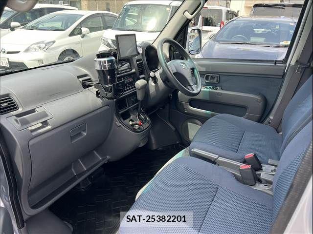 Daihatsu HIJET CARGO 2014-07 7058802-14