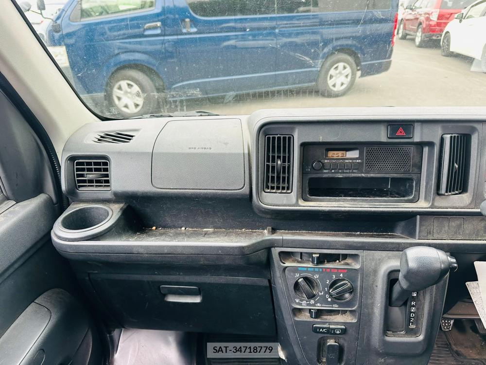 Daihatsu HIJET CARGO 2020 6900453-17