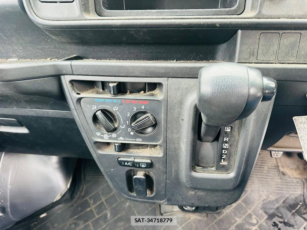 Daihatsu HIJET CARGO 2020 6900453-19