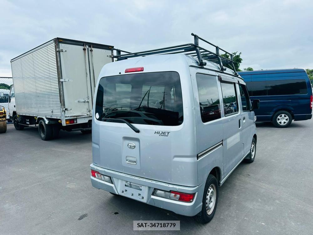 Daihatsu HIJET CARGO 2020 6900453-4