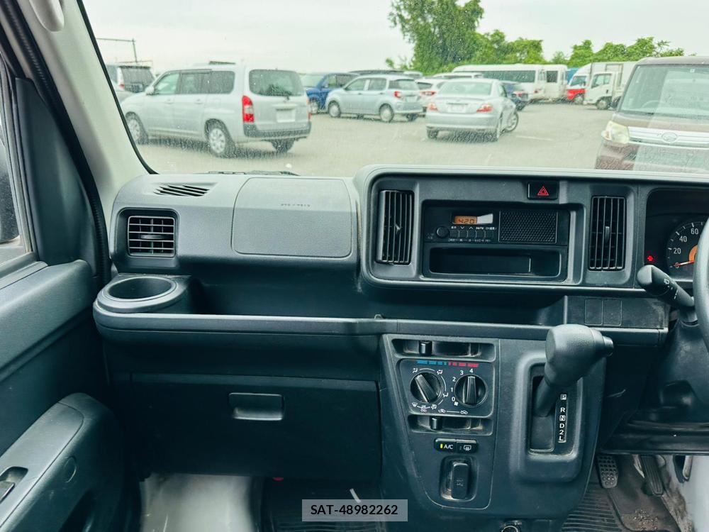 Daihatsu HIJET CARGO 2020 7171842-17