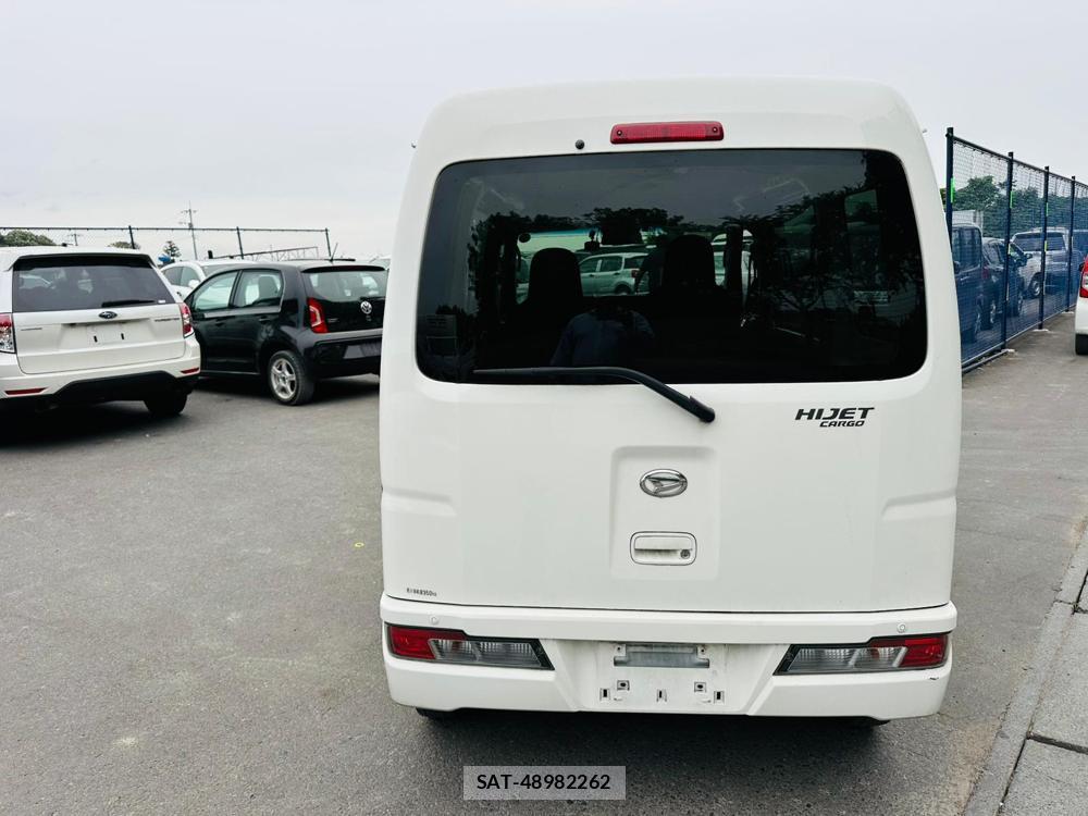 Daihatsu HIJET CARGO 2020 7171842-3