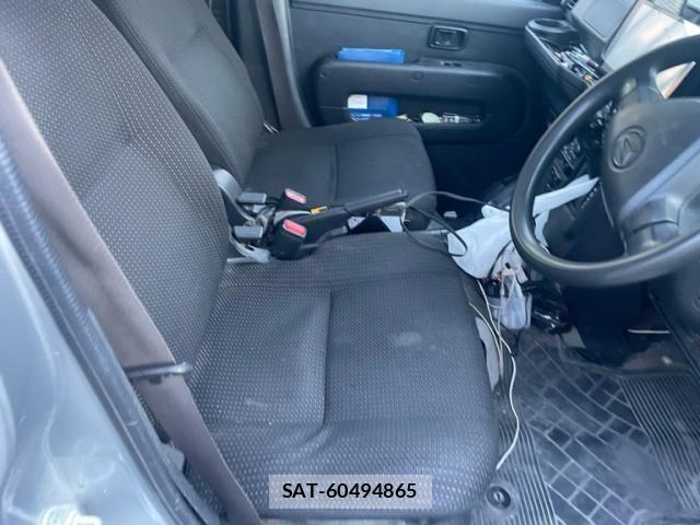 Daihatsu HIJET CARGO 2018-08 7219435-12