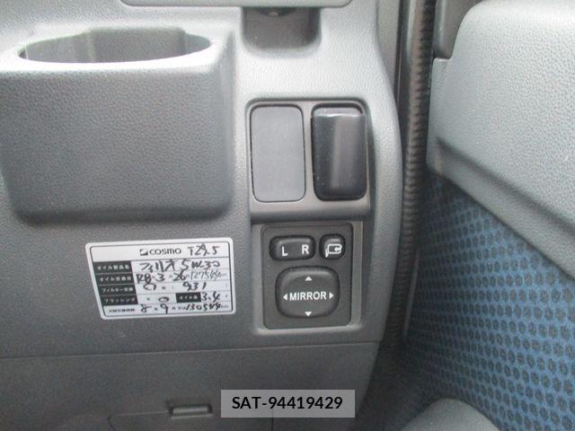Daihatsu HIJET CARGO 2014-04 7219433-16