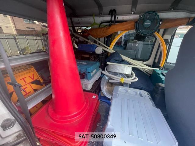 Daihatsu HIJET CARGO 2012-07 7219431-9