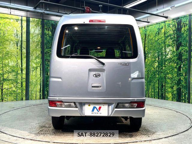Daihatsu HIJET CARGO 2019-07 7219436-14