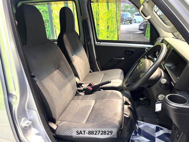 Daihatsu HIJET CARGO 2019-07 7219436-7