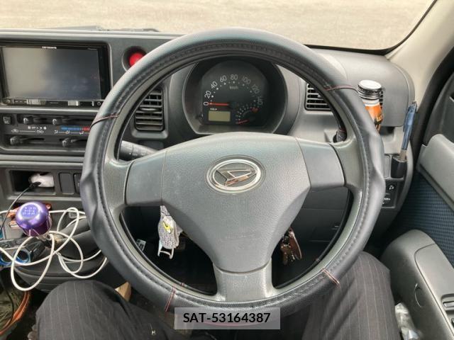 Daihatsu HIJET CARGO 2012-06 7251003-17