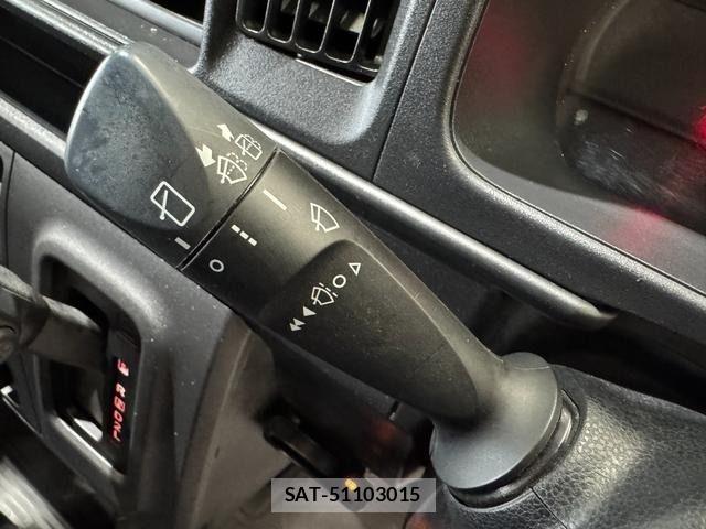 Daihatsu HIJET CARGO 2021-05 7251001-16